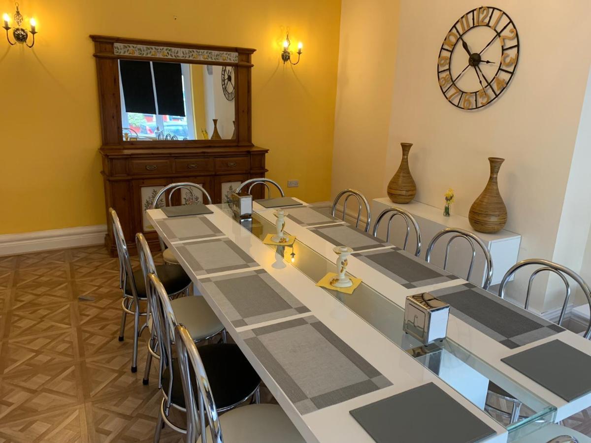 Heather Glen. Six Bedroom Home Near The Sea. Blackpool Zewnętrze zdjęcie
