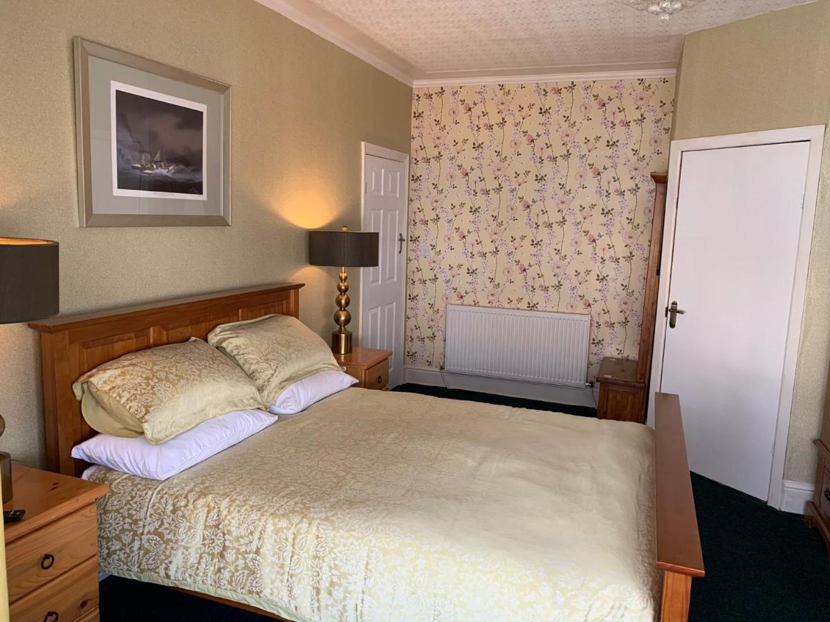Heather Glen. Six Bedroom Home Near The Sea. Blackpool Zewnętrze zdjęcie