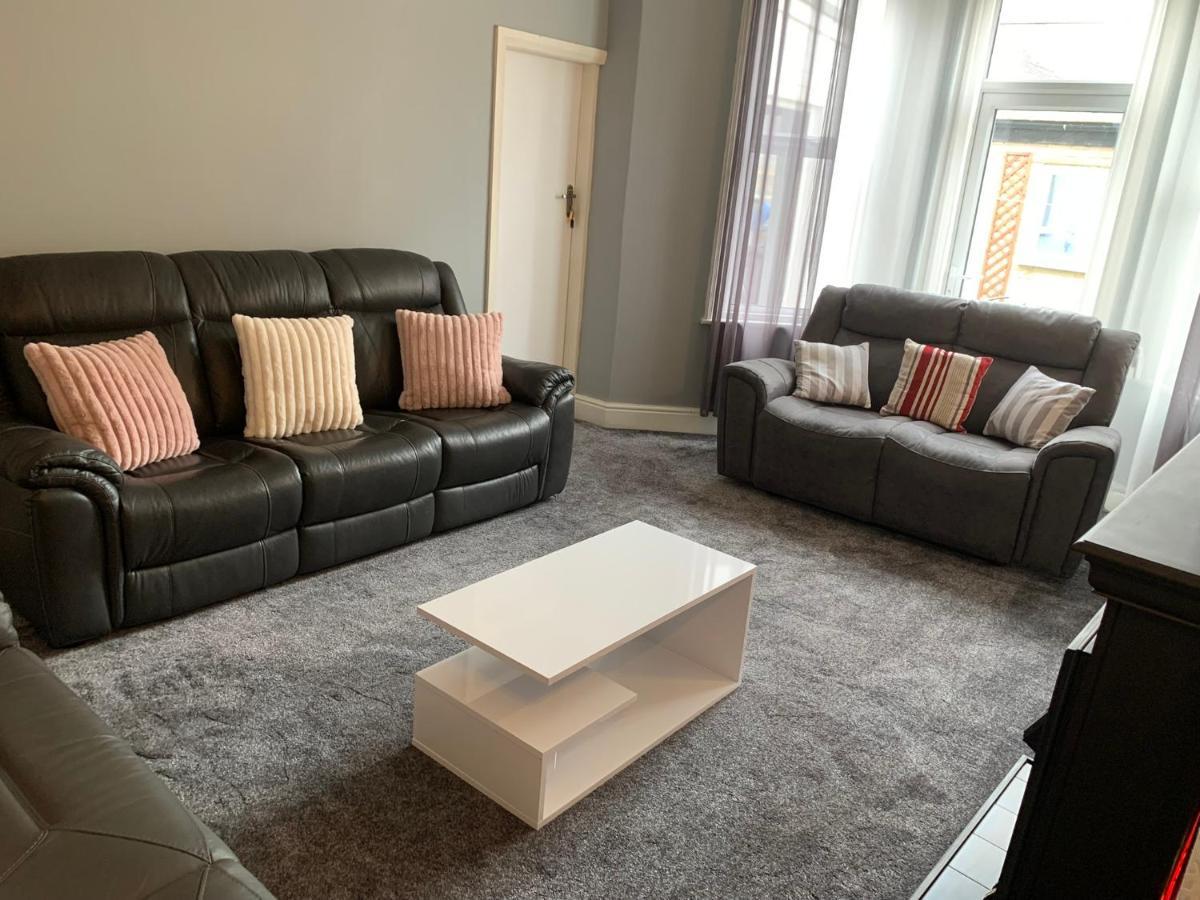 Heather Glen. Six Bedroom Home Near The Sea. Blackpool Zewnętrze zdjęcie